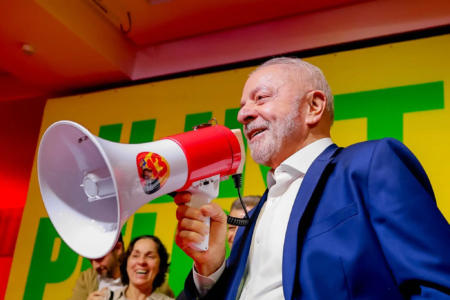 Com trajeto em L, Goiânia terá corrida de apoiadores de Lula Atividade terá concentração na Praça Cívica, às 19h30, e largada às 20h30
