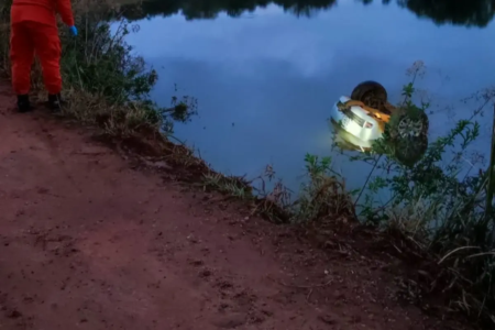 carro x represa