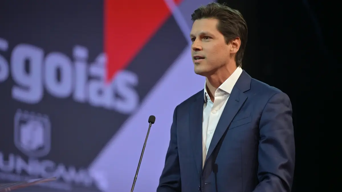 Quaest: Daniel chega a 57% de votos válidos e pode vencer no 1º turno