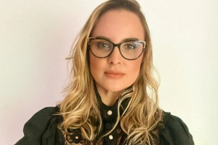Ana Claudia Camargo, biomédica e empresária à frente da ITH Educação, instituição de ensino na área da saúde em Goiânia