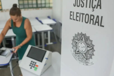 Foto de uma seção eleitoral
