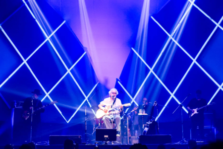 Renato Teixeira apresenta show à luz de velas em Goiânia nesta quinta-feira (15)