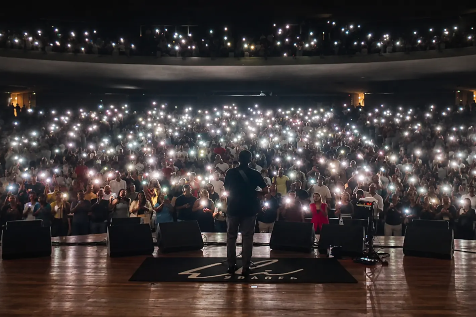 Eli Soares em Goiânia Turnê Brasil